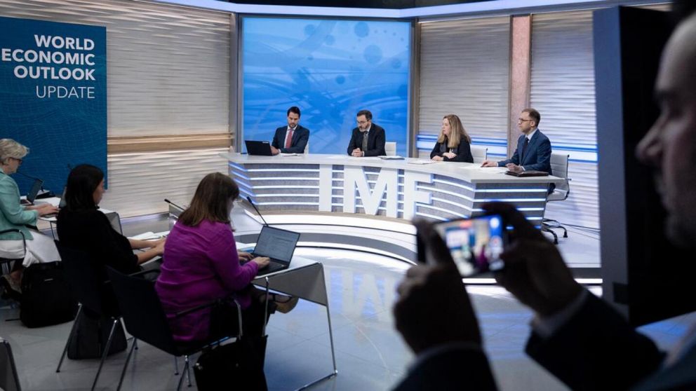 El FMI mejora lelvemente su previsión para Argentina