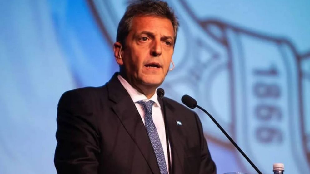 El candidato de UP asistió a la Rural