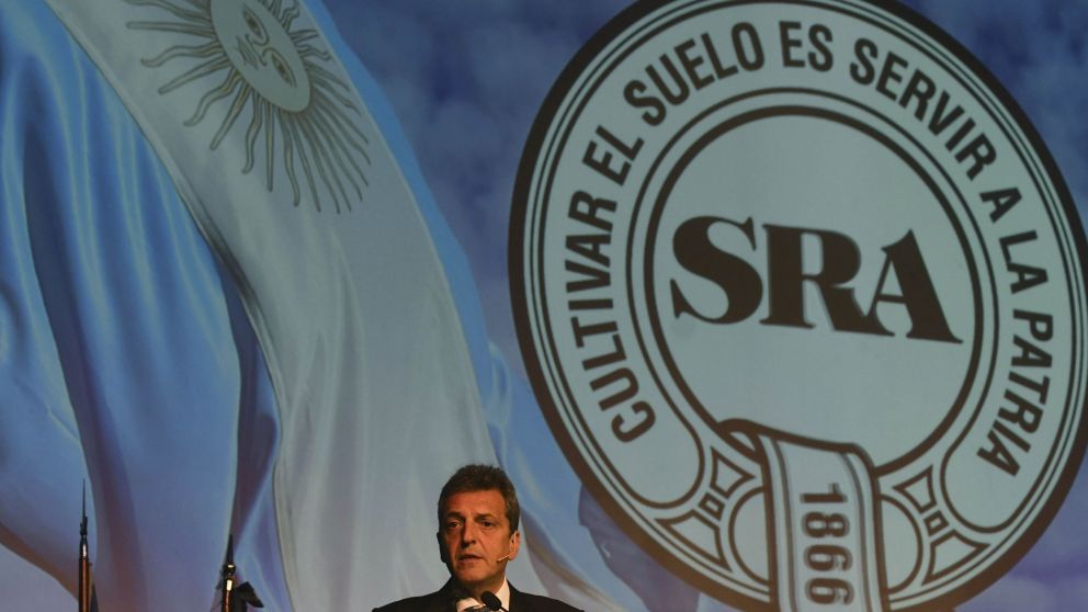 Massa pidió apoyo ante los condicionamientos del FMI y de la sequia