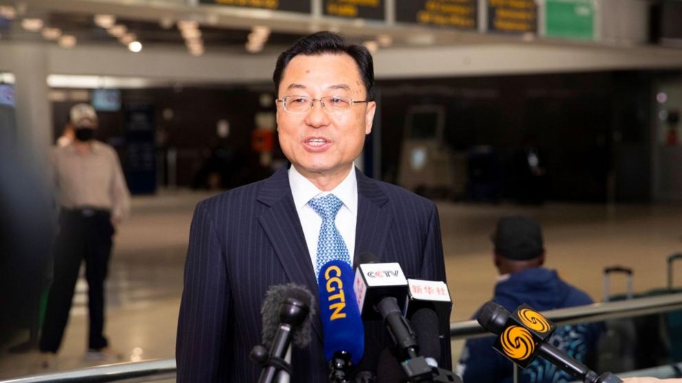 "No nos acobardaremos ante las provocaciones" asegur� el embajador chino en Washington