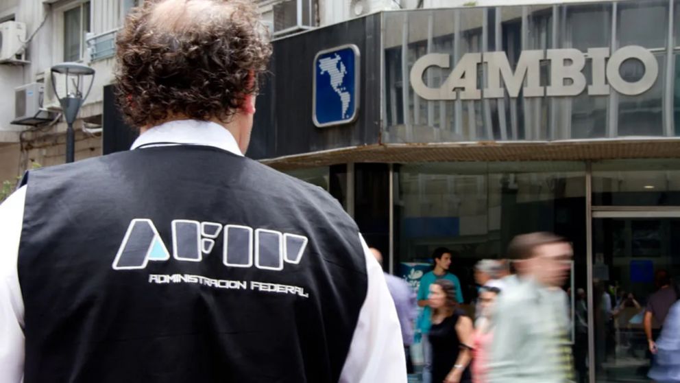 Operativo de AFIP en "cuevas" de la City porteña