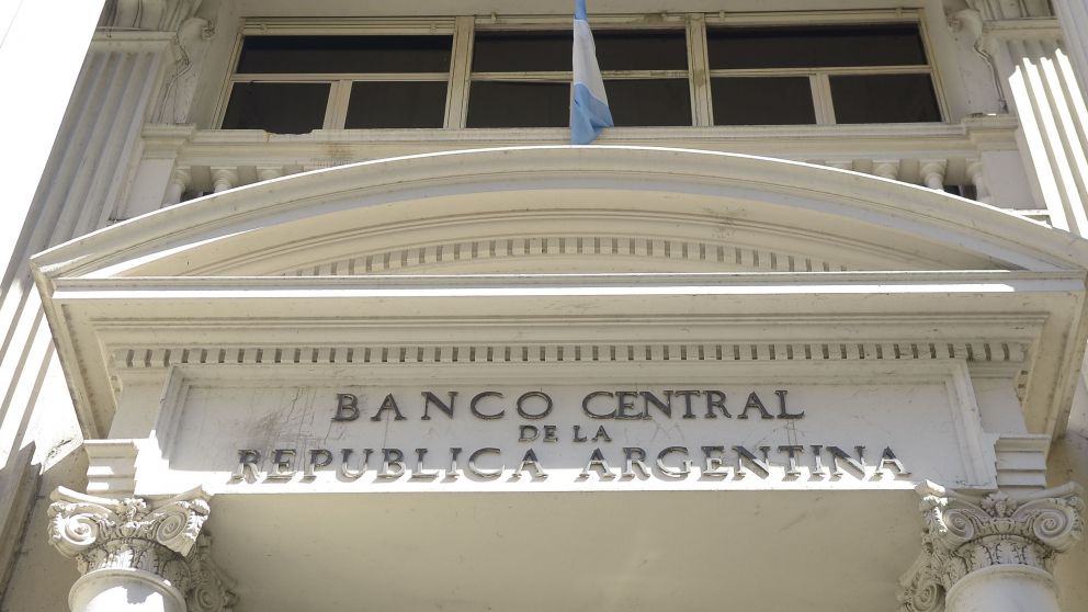 Tasa y crawling peg fueron las dos herramientas clave