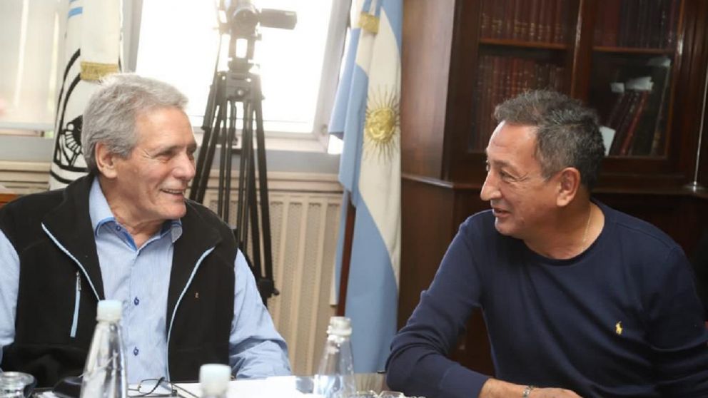 El triunviro de la CGT Carlos Acuña y Omar Maturano (La Fraternidad)