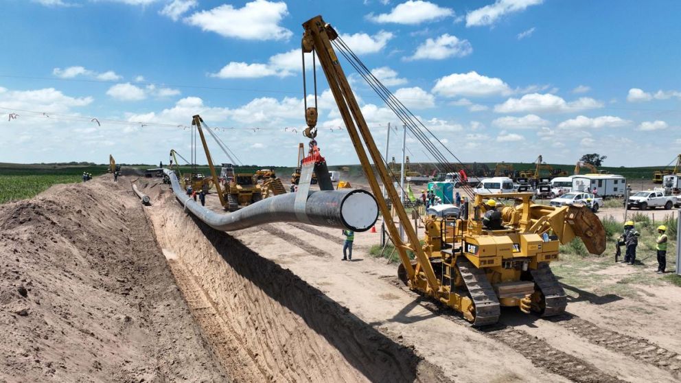 Tiene una extensi�n de 573 kil�metros y atraviesa cuatro provincias