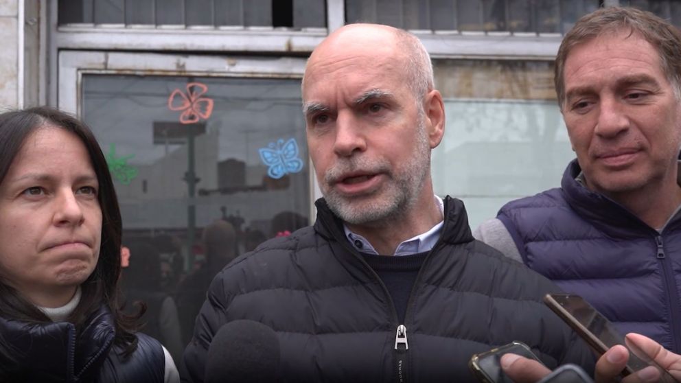 Larreta estuvo acompañado por el precandidato a gobernador de la provincia de Buenos Aires Diego Santilli