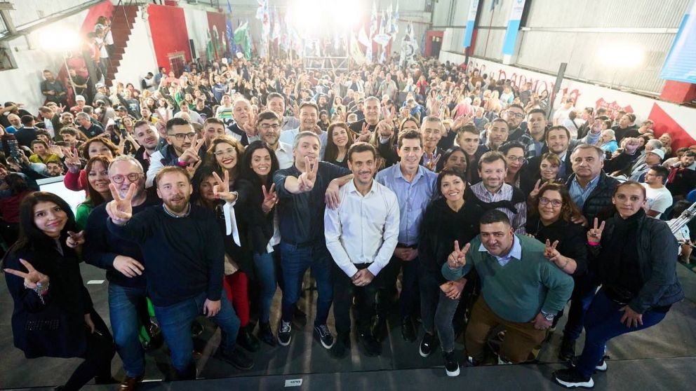 Máximo Kirchner volvió al cuestionar el préstamo del FMI y llamó a "pelear por la soberanía"