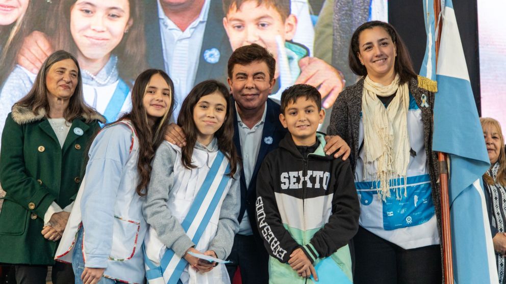 Fernando Espinoza: �La educaci�n es la herramienta m�s poderosa para cambiar el mundo�
