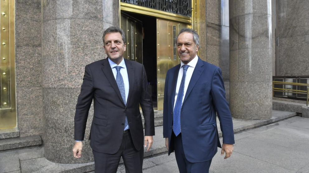 Igual que Cristina: Massa recibi� a Daniel Scioli