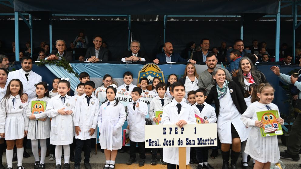 En busca de capitalizar el triunfo de Insfrán del domingo, Alberto compartió un acto en Formosa.