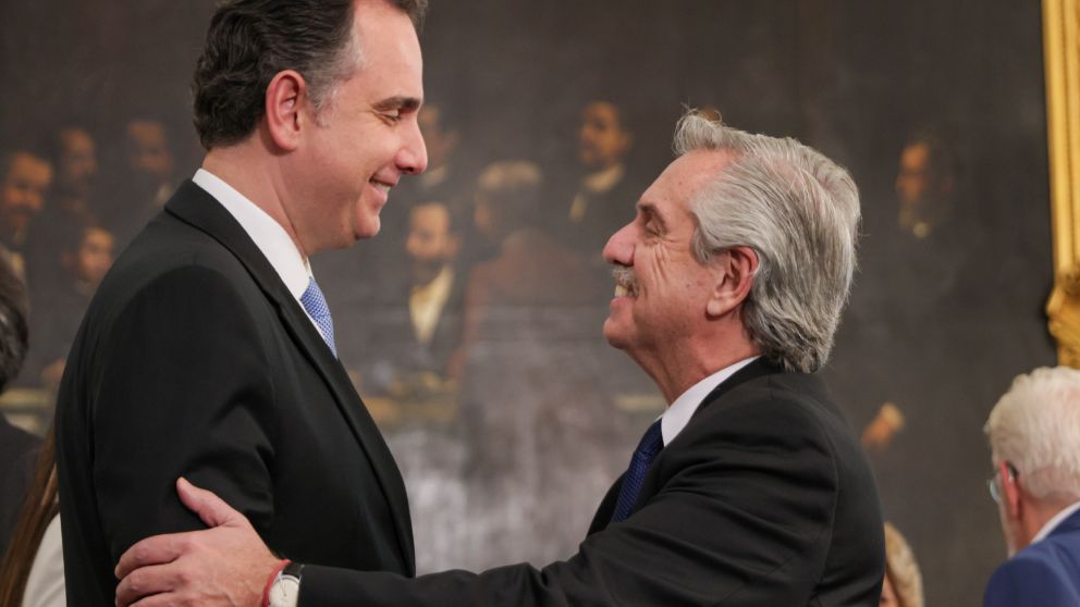 Alberto Fernández y el presidente del Senado brasileño