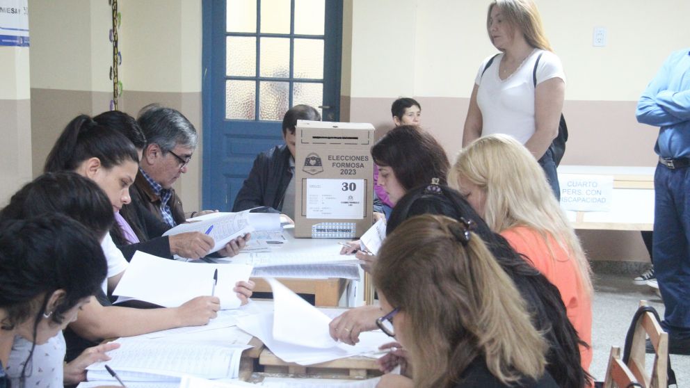 Córdoba y Formosa cerraron sus comicios para definir gobernador