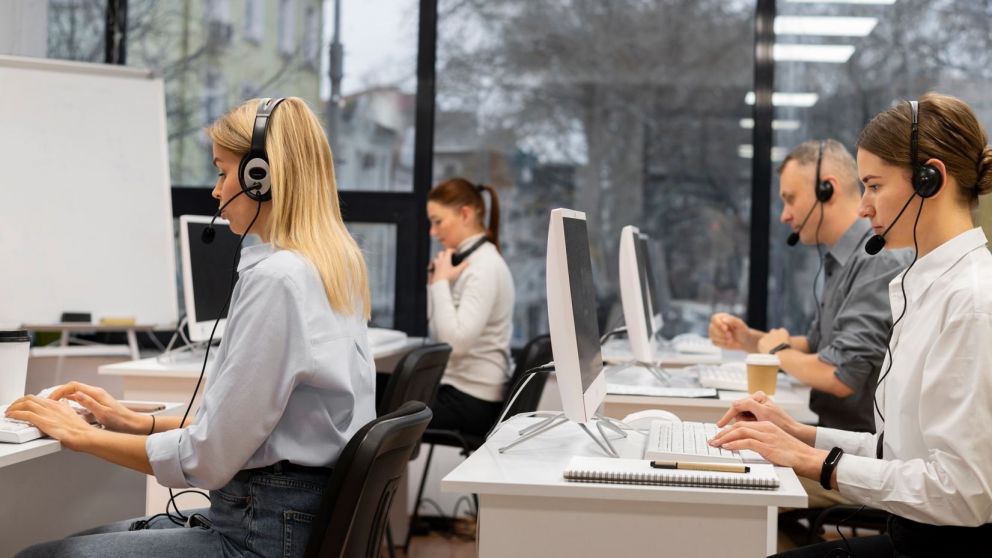 Murió en un call center y sus compañeros tuvieron que seguir trabajando