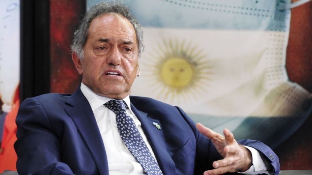 Este sábado, Scioli firmó su precandidatura presidencial
