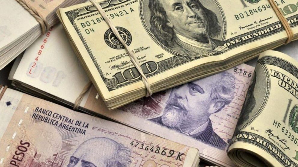 La dolarización es muy difícil de aplicar en Argentina, advirtieron