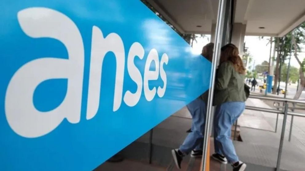 Titulares de AUH de Anses pueden inscribirse este lunes