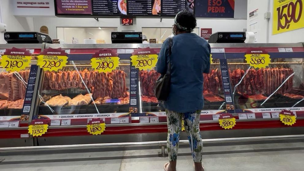 La desaceleración de mayo fue empujada por el resultado de alimentación y bebidas