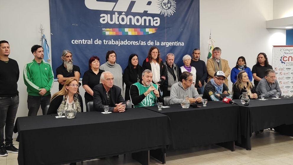 Para ATE y la CTAA el Gobierno termina su mandato "a pleno ajuste"