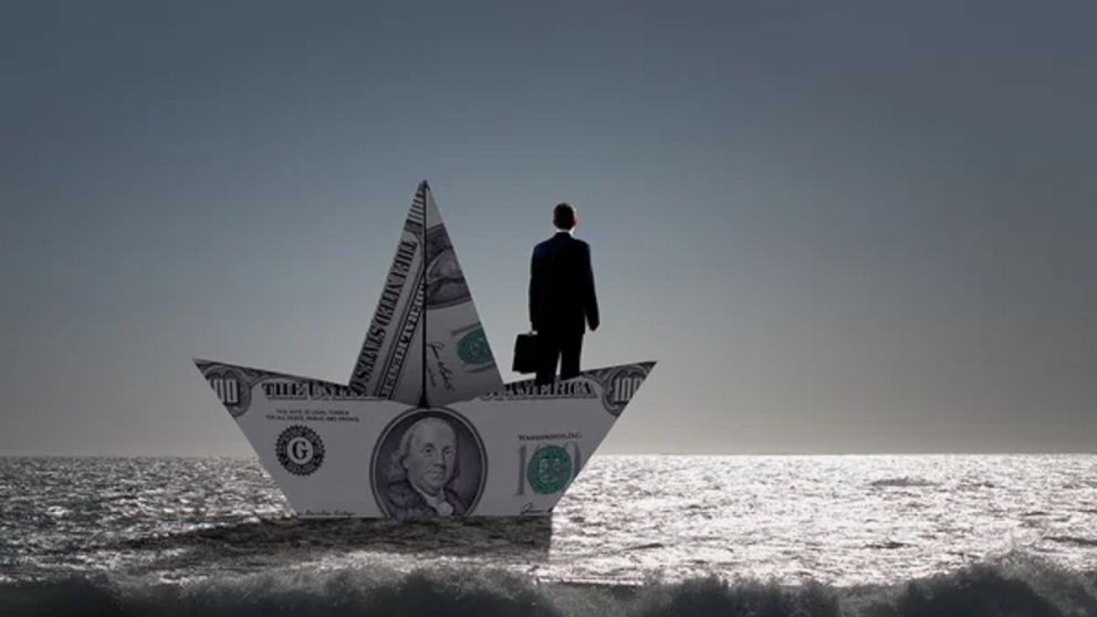 El valor del dólar blue hoy flota a la espera del aguinaldo y el dato de inflación
