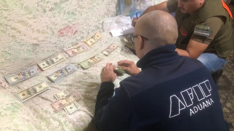 Contrabando de neumáticos desde Paraguay y Bolivia: la Aduana secuestró bienes valuados en $278 millones