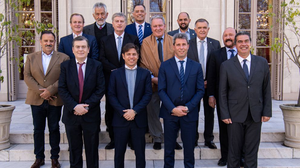 El miércoles, La Liga de Gobernadores buscarán fijar posición en torno a la estrategia electorales del FdT.