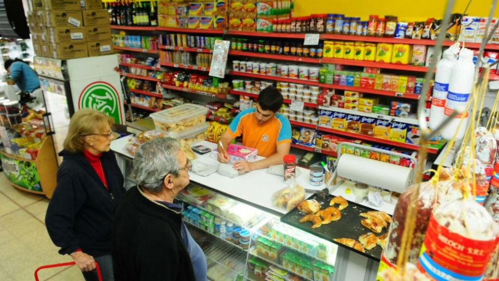 Los precios en los comercios de cercanía complican las ventas