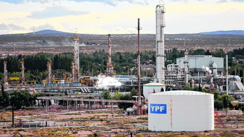 La refinería de YPF en Plaza Huincul, Neuquén