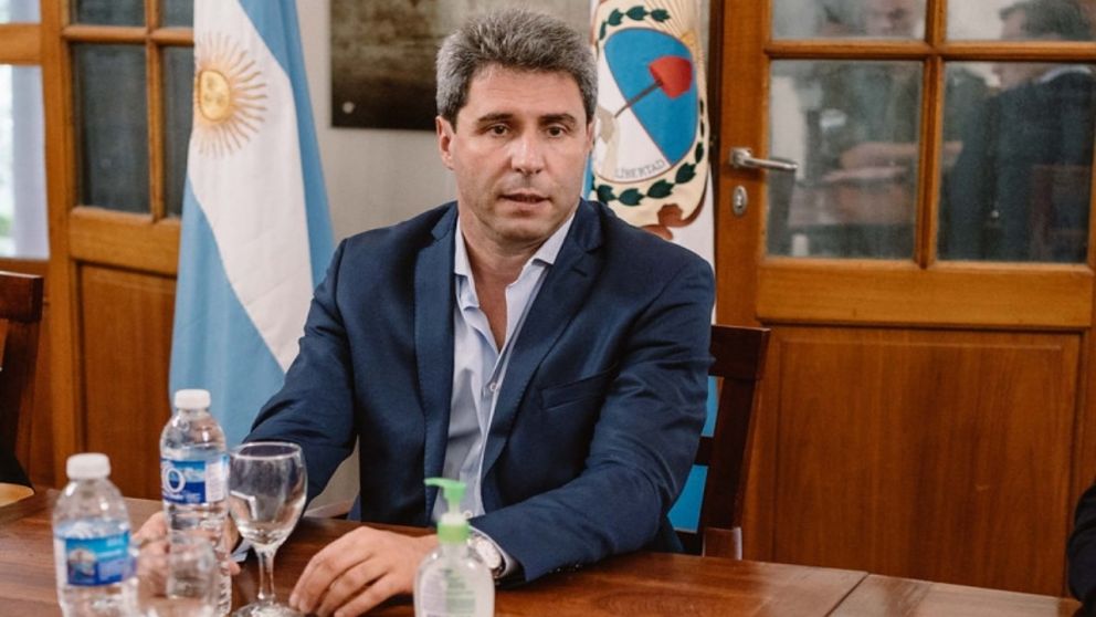 El gobernador de San  Juan  est� terminando su tercer per�odo