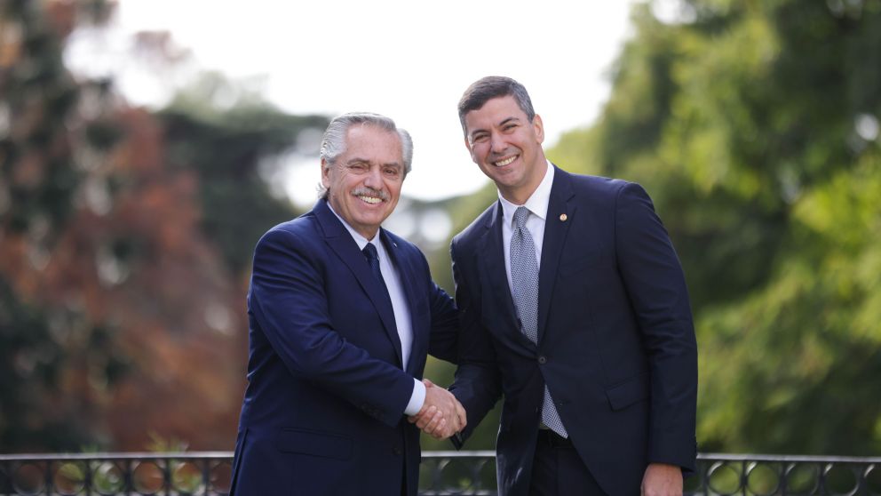 Alberto recibió anoche a Peña en Olivos y hoy se ve con Lula