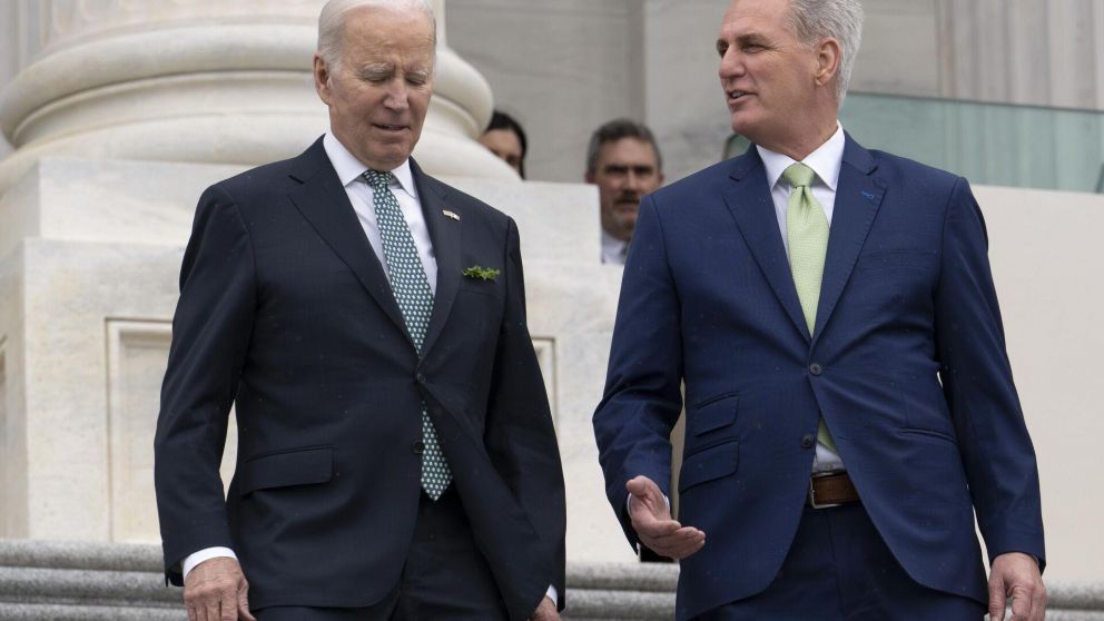 Biden y Mc Carthy difundieron la noticia del principio de acuerdo