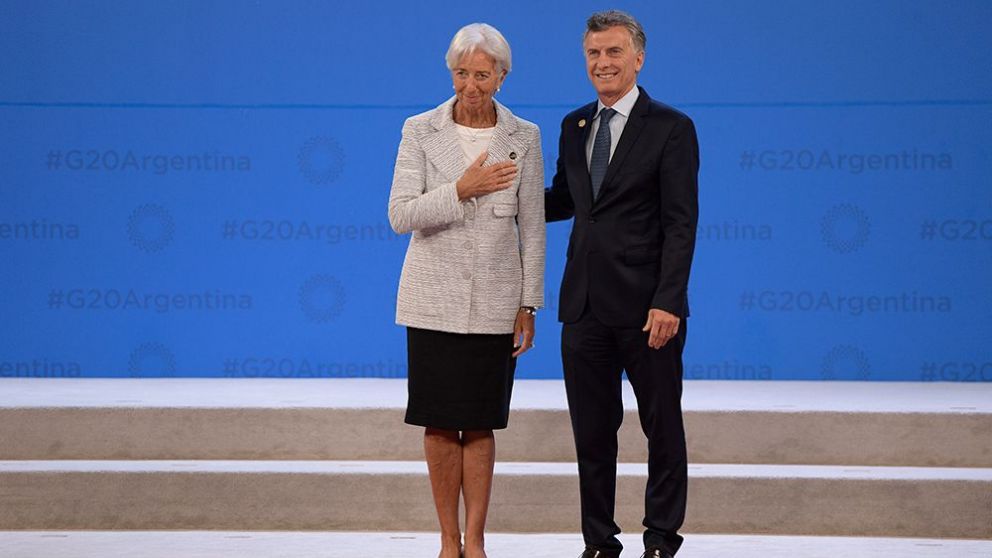 Crítico informe de la AGN por el préstamo del FMI que tomó Macri