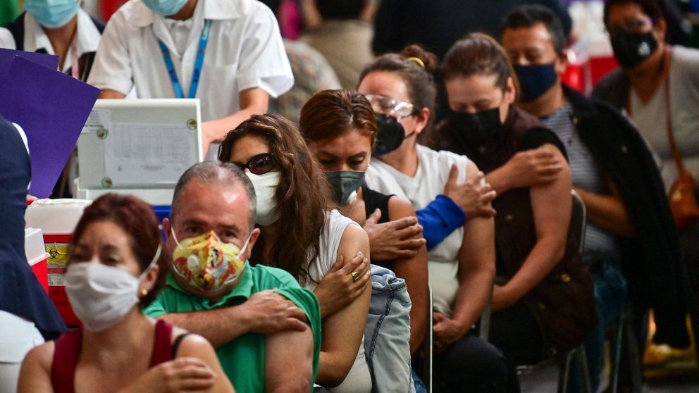el 5 de mayo, la Organización Mundial de la Salud (OMS) retiró el estatus de pandemia por esta enfermedad,