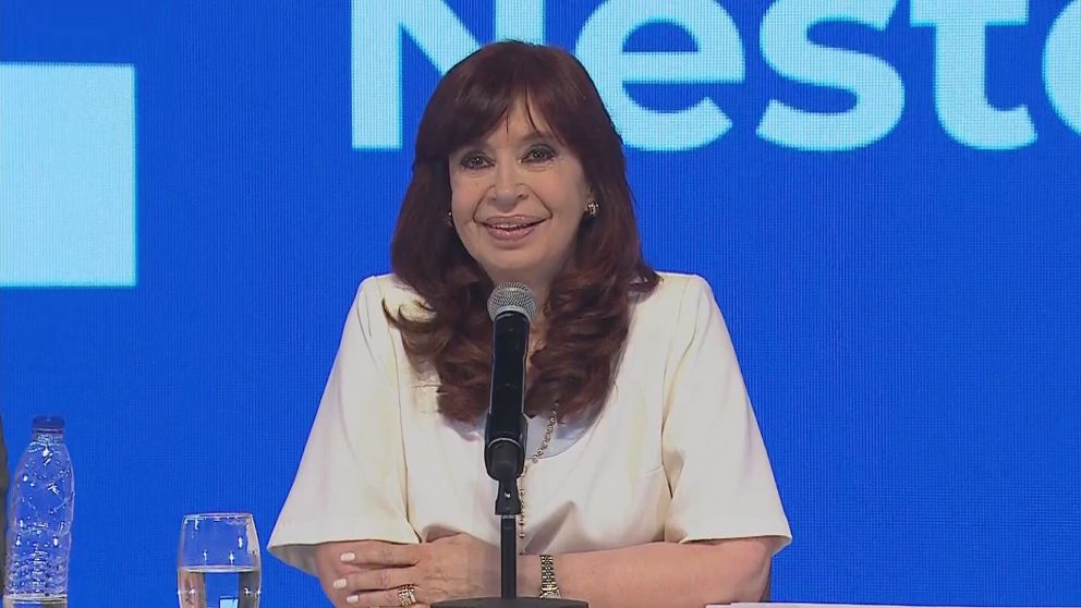 Mientras Cristina define si será candidata o no, el FdT debate si debe haber PASO o fórmula de consenso.