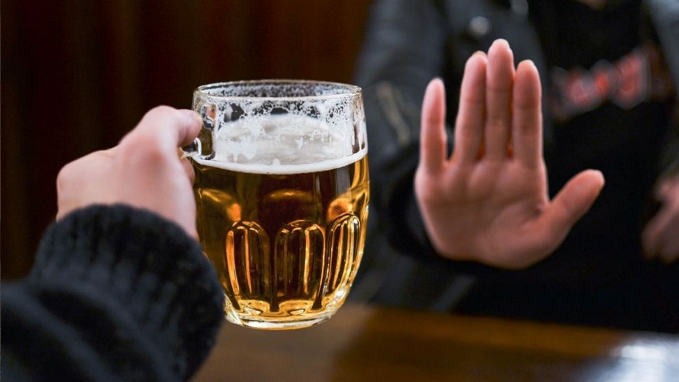 El chip libera�naltrexona en el cuerpo, una sustancia usada en tratamientos contra el alcoholismo
