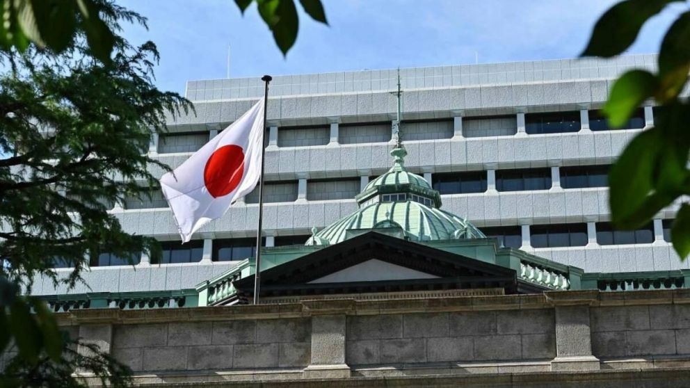 El Banco de Japón (BoJ) mantuvo el viernes último los tipos de interés bajos