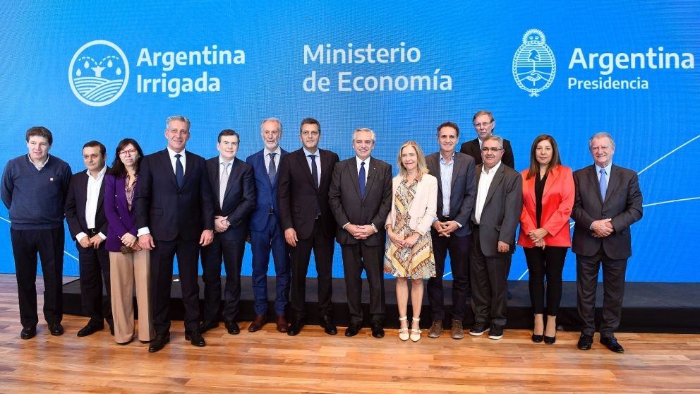 Massa con gobernadores