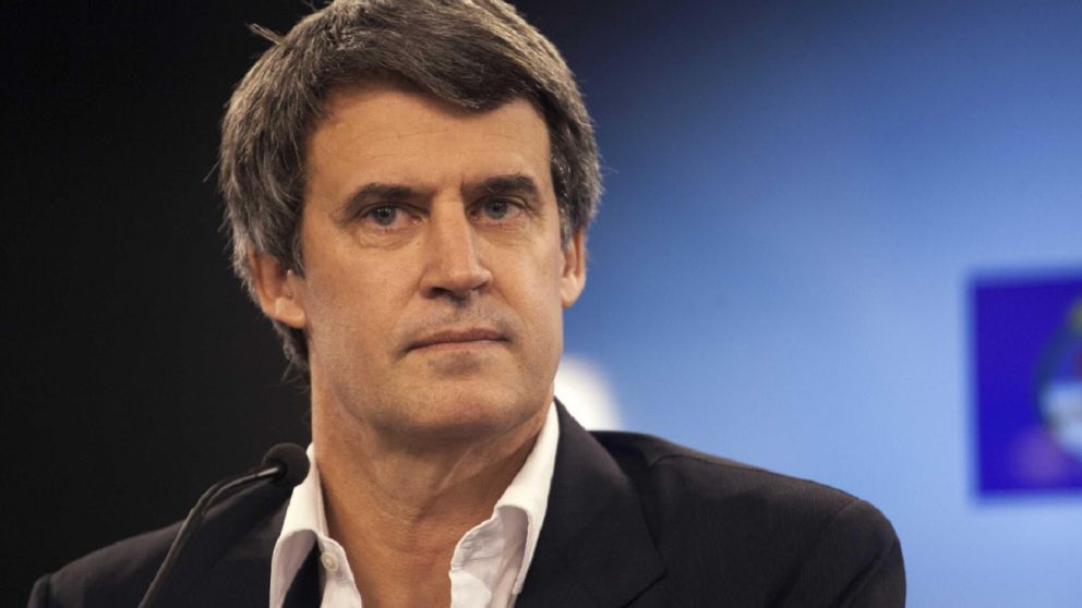 Prat Gay le respondi� al FdT