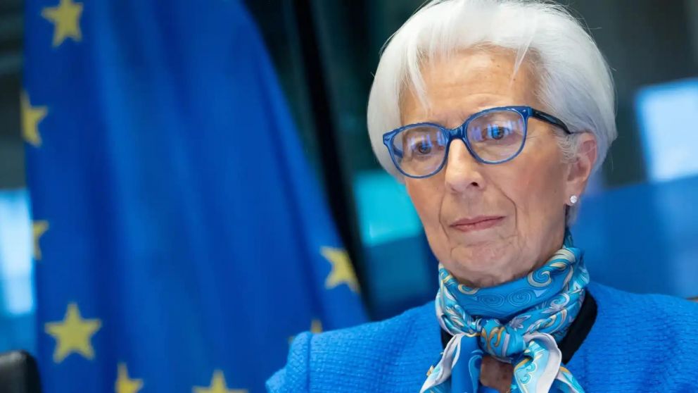 "Todavía queda camino por recorrer" para bajar la inflación, dijo Lagarde