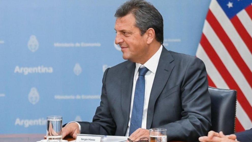 La gira de Massa por EEUU durará hasta el sábado