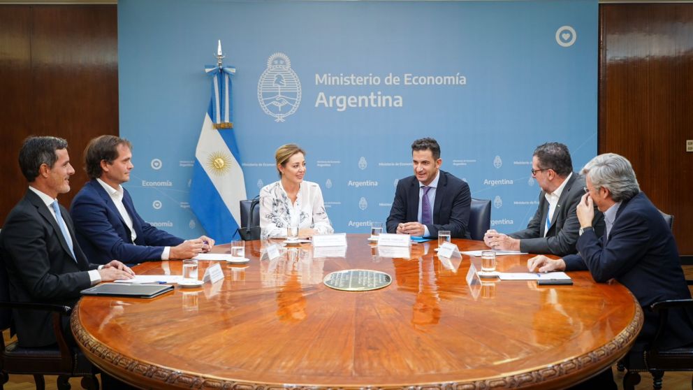 Flavia Royón, Matías Tombolini