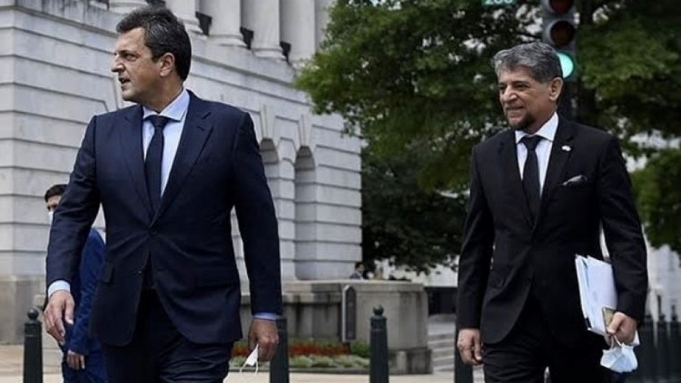 El ministro de Economía busca fortalecer el respaldo al programa económico