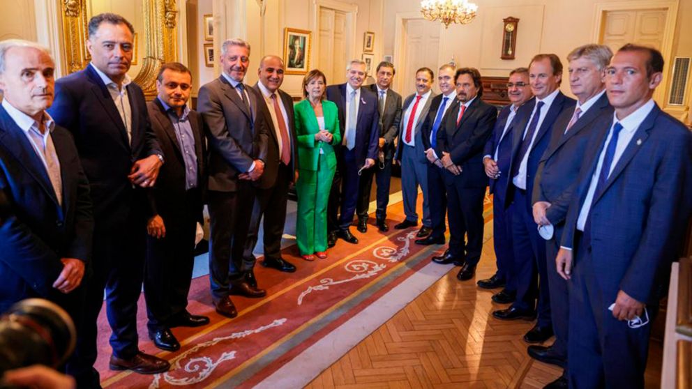 Reuni�n en la Rosada