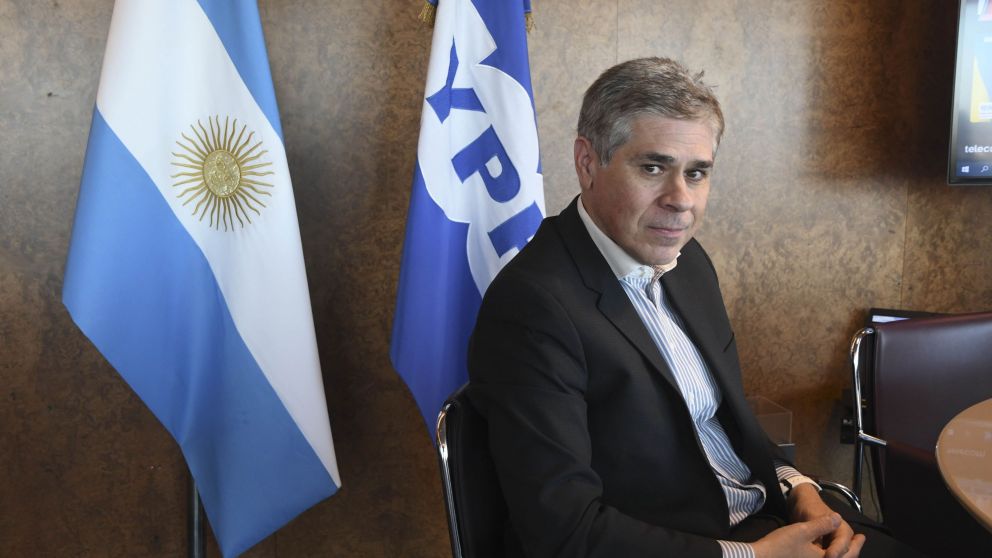 González: “YPF necesita despejar su camino y seguir adelante con su proyecto de expansión”