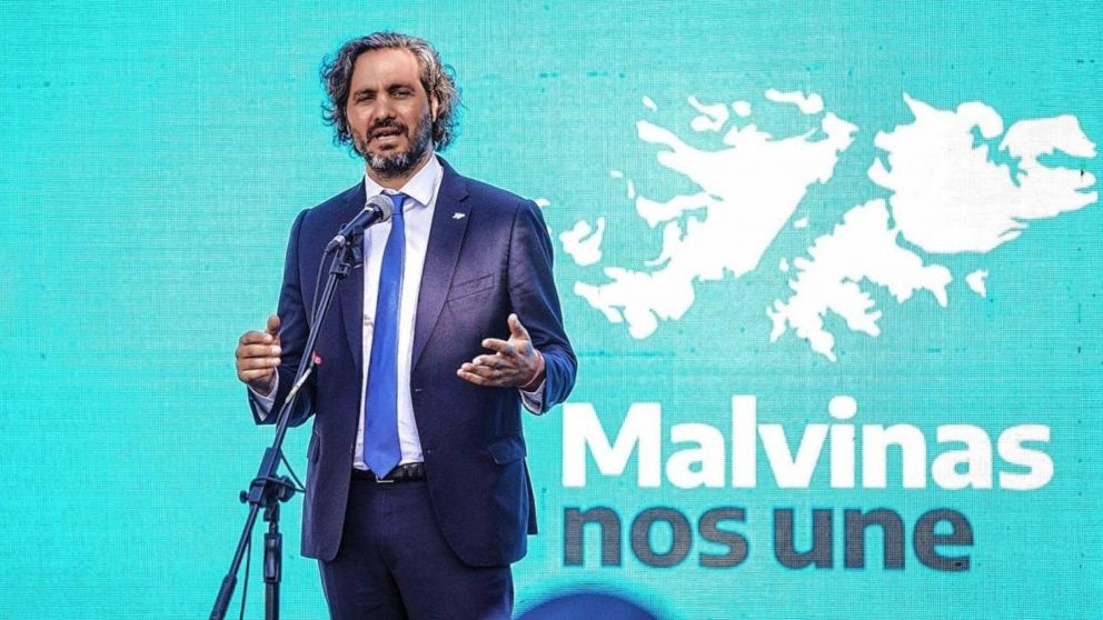 Santiago Cafiero insistió en una "solución pacífica" por la "búsqueda de la soberanía"