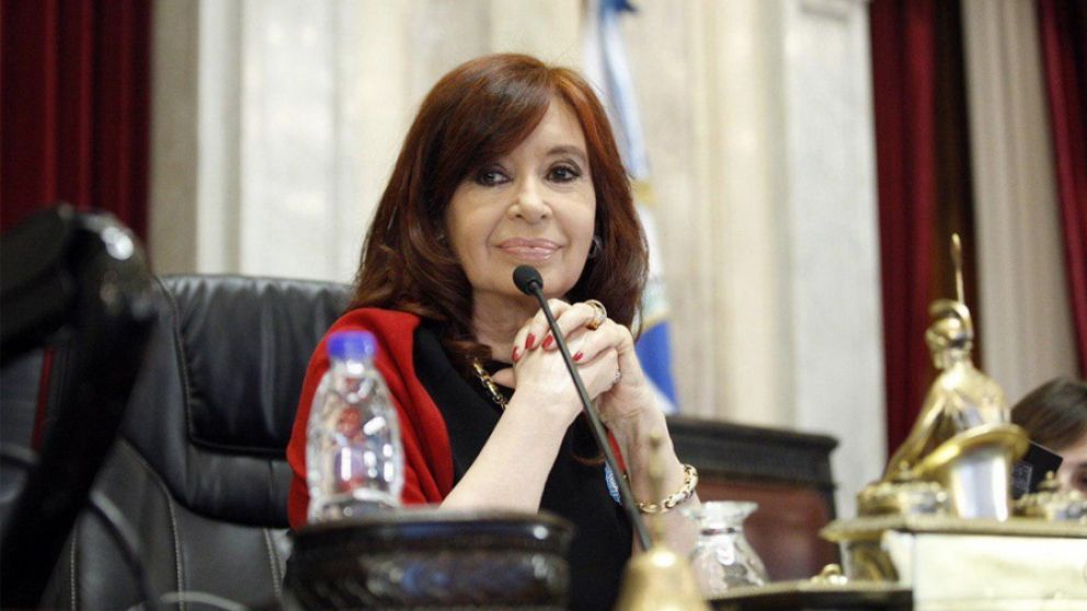 Cristina: "Los fondos buitres siempre obtienen sentencias que nunca se ajustan a derecho"