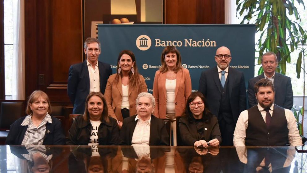 Empleadas de casas particulares acceden a más beneficios del Banco Nación