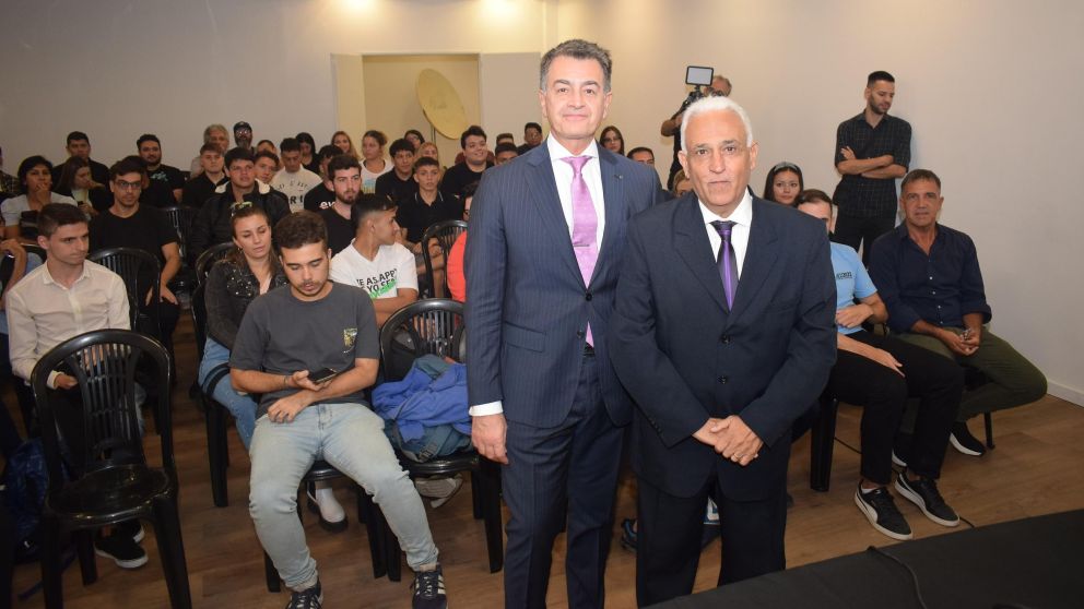 El Instituto de Crónica arrancó con todo