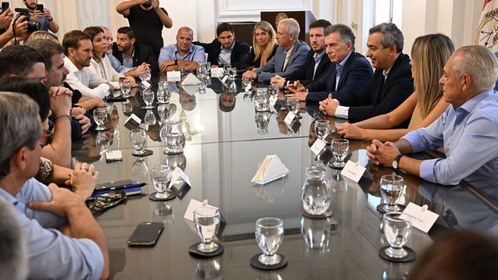 En tono de campa�a, Macri viaj� a Rosario y pidi� combatir el narcotr�fico