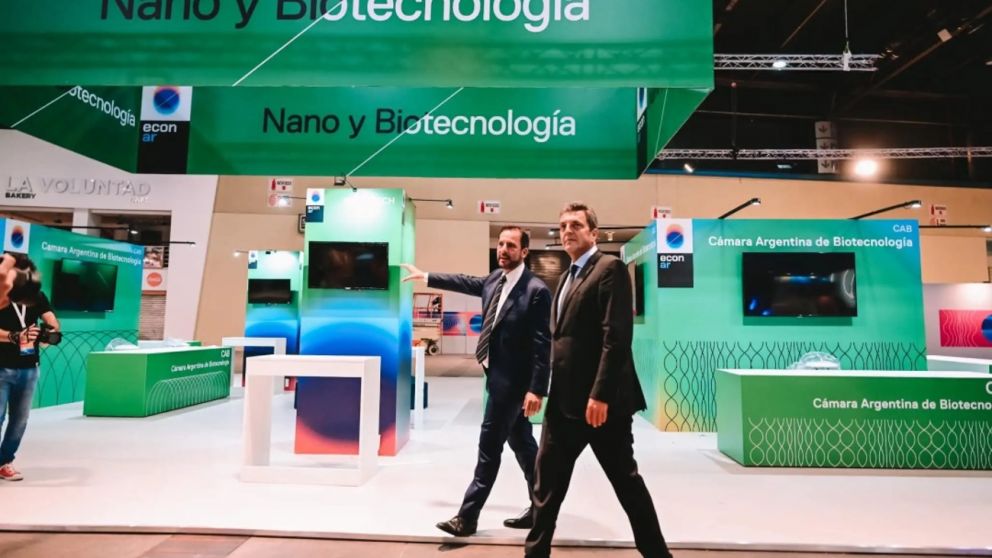 Sergio Massa estuvo presente en la apertura de la feria EconAr