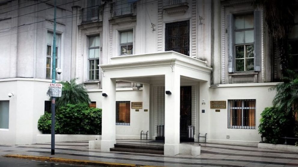 El Presidente es sometido a estudios por un cuadro de "dolor lumbar agudo"