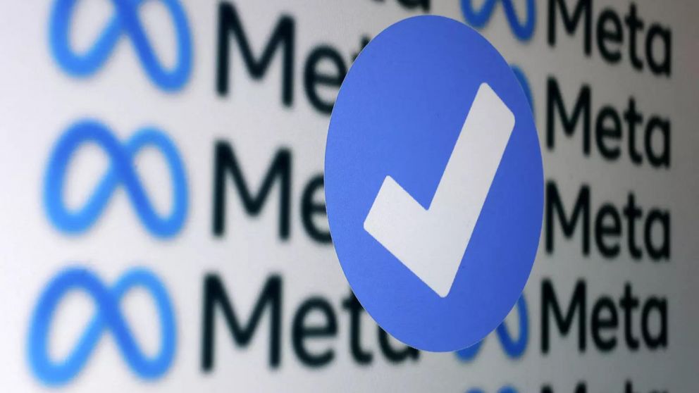 El tic azul para Instagram y Facebook podría generar enormes ingresos